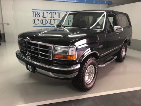 Black Ford Bronco XLT 4x4.  Click to enlarge.