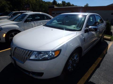 White Platinum Metallic Tri-Coat Lincoln MKZ FWD.  Click to enlarge.
