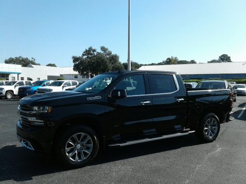 Black Chevrolet Silverado 1500 High Country Crew Cab 4WD.  Click to enlarge.