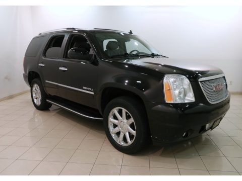 Onyx Black GMC Yukon Denali AWD.  Click to enlarge.