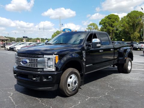 Agate Black Ford F350 Super Duty Platinum Crew Cab 4x4.  Click to enlarge.