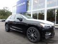 Front 3/4 View of 2019 Volvo XC60 T5 AWD Inscription #1