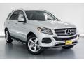 Front 3/4 View of 2019 Mercedes-Benz GLE 400 4Matic #12