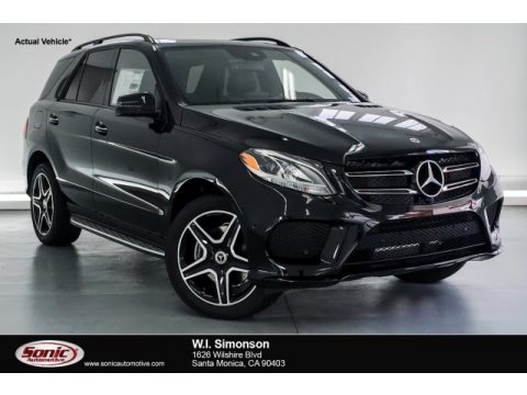 Black Mercedes-Benz GLE 400 4Matic.  Click to enlarge.