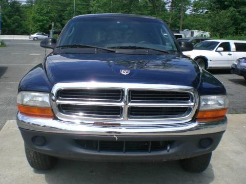 Patriot Blue Pearl Dodge Dakota SLT Extended Cab 4x4.  Click to enlarge.