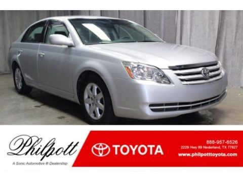 Silver Pine Mica Toyota Avalon XL.  Click to enlarge.