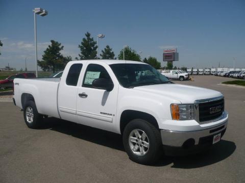 Summit White GMC Sierra 1500 SLE Extended Cab 4x4.  Click to enlarge.