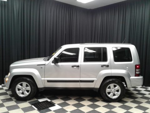Bright Silver Metallic Jeep Liberty Sport 4x4.  Click to enlarge.
