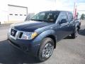 Front 3/4 View of 2019 Nissan Frontier Pro-4X Crew Cab 4x4 #8