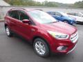 Front 3/4 View of 2019 Ford Escape SEL 4WD #3