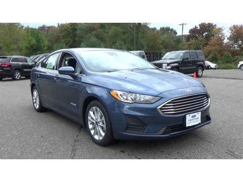 Blue Metallic Ford Fusion Hybrid SE.  Click to enlarge.