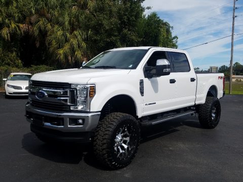 Oxford White Ford F250 Super Duty XLT Crew Cab 4x4.  Click to enlarge.