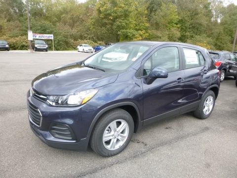 Storm Blue Metallic Chevrolet Trax LS.  Click to enlarge.