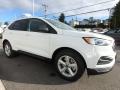 Front 3/4 View of 2019 Ford Edge SE AWD #3