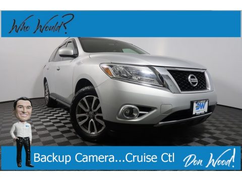 Brilliant Silver Nissan Pathfinder SV AWD.  Click to enlarge.