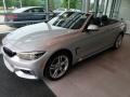 Front 3/4 View of 2019 BMW 4 Series 430i xDrive Convertible #3