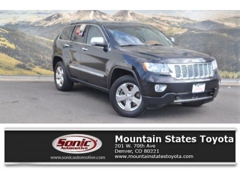 Brilliant Black Crystal Pearl Jeep Grand Cherokee Overland Summit 4x4.  Click to enlarge.