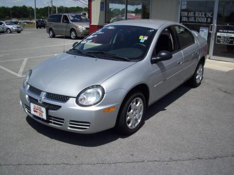 Bright Silver Metallic Dodge Neon SXT.  Click to enlarge.