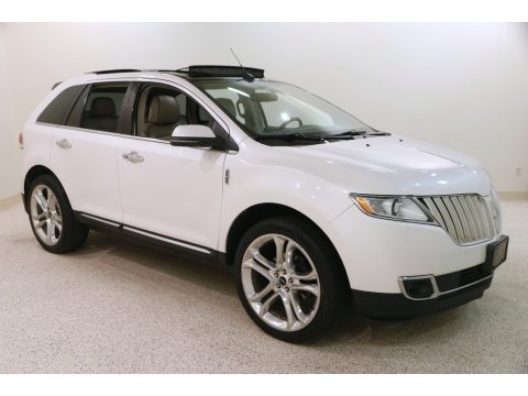 White Platinum Tri-Coat Lincoln MKX AWD.  Click to enlarge.