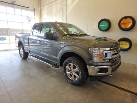 Magnetic Ford F150 XLT SuperCab 4x4.  Click to enlarge.