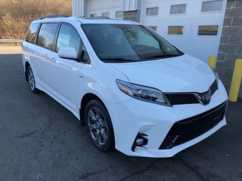 Super White Toyota Sienna SE AWD.  Click to enlarge.