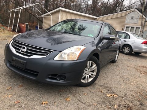 Dark Slate Nissan Altima 2.5 S.  Click to enlarge.