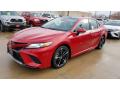Front 3/4 View of 2019 Toyota Camry XSE #1