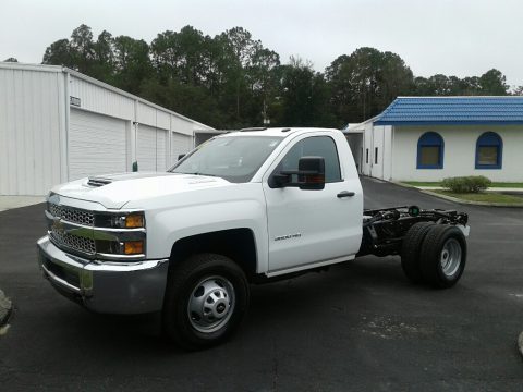 Summit White Chevrolet Silverado 3500HD Work Truck Regular Cab 4x4 Chassis.  Click to enlarge.