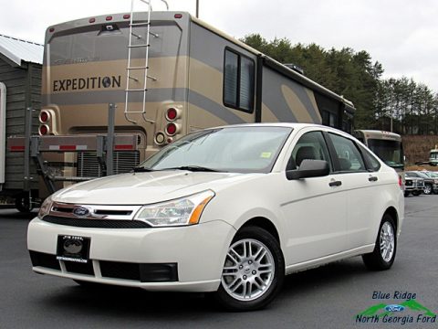 White Suede Ford Focus SE Sedan.  Click to enlarge.
