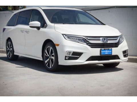 White Diamond Pearl Honda Odyssey Elite.  Click to enlarge.