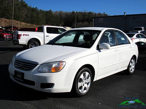 White Kia Spectra EX Sedan.  Click to enlarge.