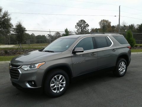Pepperdust Metallic Chevrolet Traverse LT.  Click to enlarge.