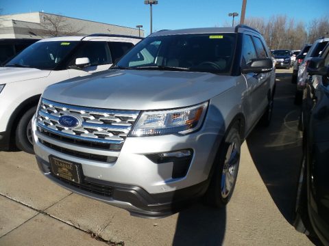 Ingot Silver Ford Explorer XLT 4WD.  Click to enlarge.