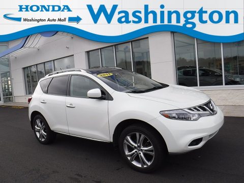 Glacier White Pearl Nissan Murano LE AWD.  Click to enlarge.