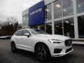 Front 3/4 View of 2018 Volvo XC60 T6 AWD R Design #1 Front 3/4 View of 2018 Volvo XC60 T6 AWD R Design #1