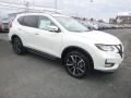 Front 3/4 View of 2019 Nissan Rogue SL AWD #1