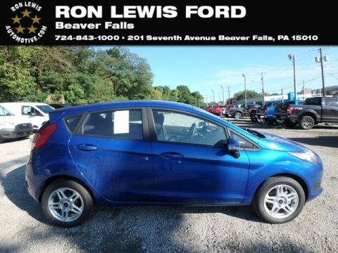 Lightning Blue Ford Fiesta SE Hatchback.  Click to enlarge.