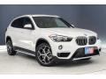 Front 3/4 View of 2019 BMW X1 sDrive28i #12