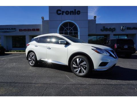 Pearl White Nissan Murano Platinum.  Click to enlarge.