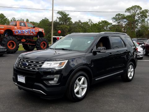Shadow Black Ford Explorer XLT.  Click to enlarge.