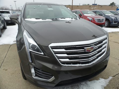 Dark Mocha Metallic Cadillac XT5 Luxury AWD.  Click to enlarge.