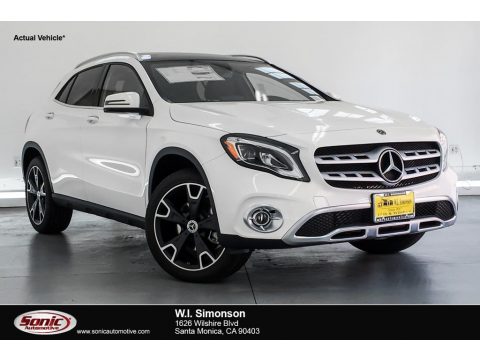 Polar White Mercedes-Benz GLA 250. Click to enlarge. Polar White Mercedes-Benz GLA 250. Click to enlarge.
