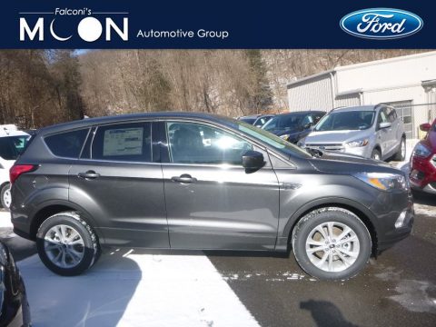 Magnetic Ford Escape SE 4WD.  Click to enlarge.