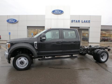Black Ford F550 Super Duty XL Crew Cab 4x4 Chassis.  Click to enlarge.