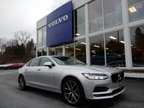 Bright Silver Metallic Volvo S90 T5 AWD Momentum.  Click to enlarge.