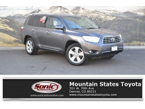 Magnetic Gray Metallic Toyota Highlander Limited 4WD. Click to enlarge. Magnetic Gray Metallic Toyota Highlander Limited 4WD. Click to enlarge.