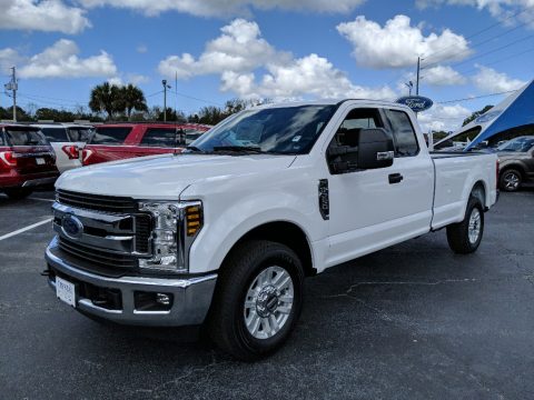 Oxford White Ford F250 Super Duty XLT SuperCab.  Click to enlarge.