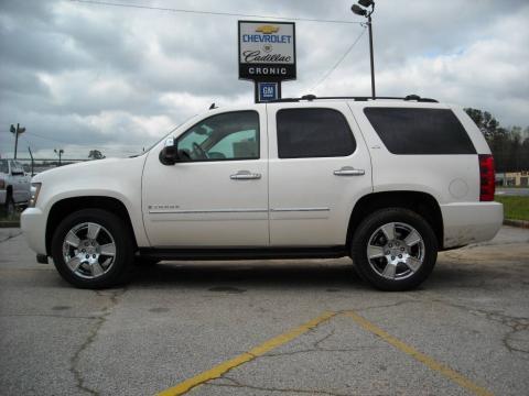 White Diamond Tricoat Chevrolet Tahoe LTZ.  Click to enlarge.