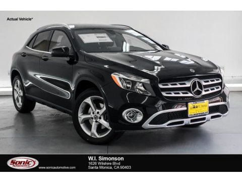 Night Black Mercedes-Benz GLA 250.  Click to enlarge.