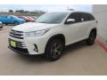 2019 Highlander LE Plus #4